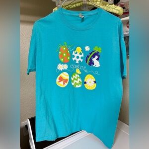 Easter T-shirt Women’s Size Large, Blue, Fruit of the Loom, Excellent Condition